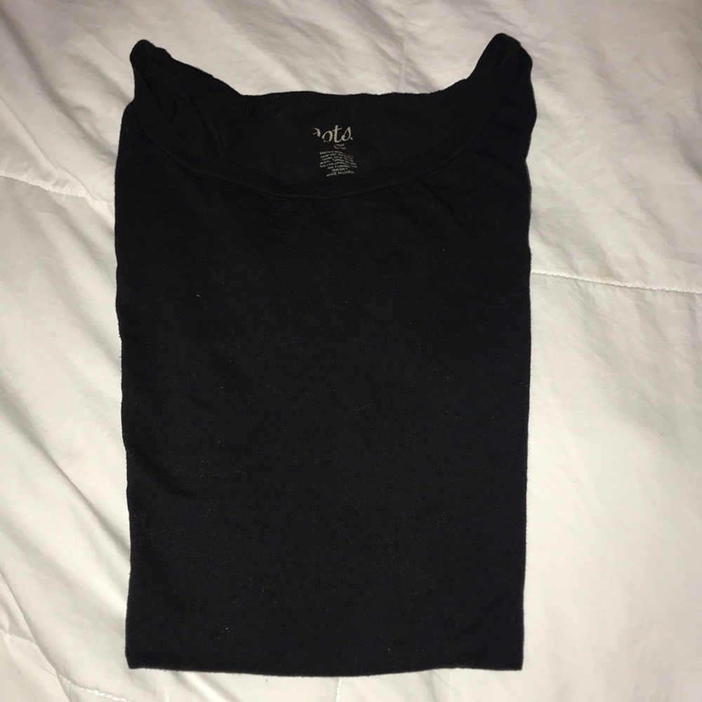 Black t-shirt